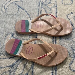 Havaianas Women's Beige Sandals with Colorful Stripes